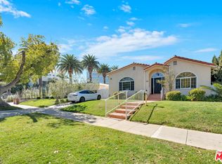 109 N Maple Dr, Beverly Hills, CA 90210