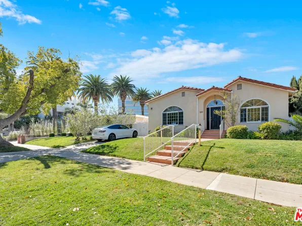 109 N Maple Dr, Beverly Hills, CA 90210