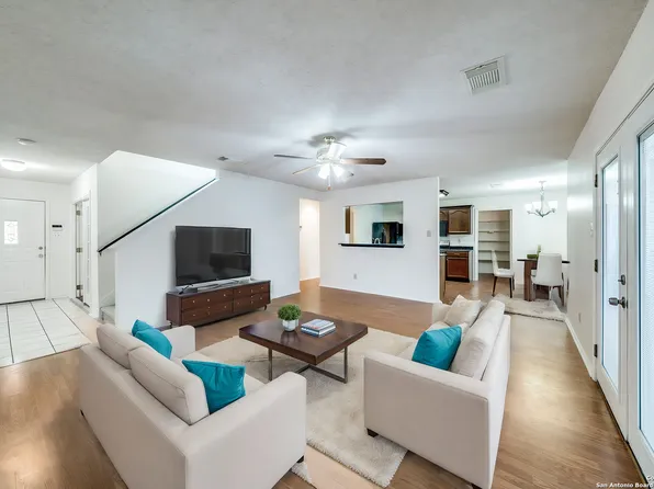 7910 DAWNTREE PL, San Antonio, TX 78251