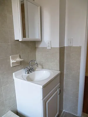 Rented by Bohemia Realty Group | media 18