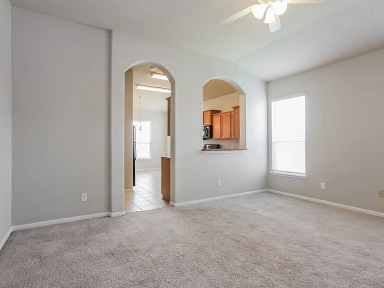 15702 Flagstone Walk Way — Photo 3