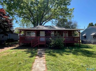 1915 9th St SE, Decatur, AL 35601