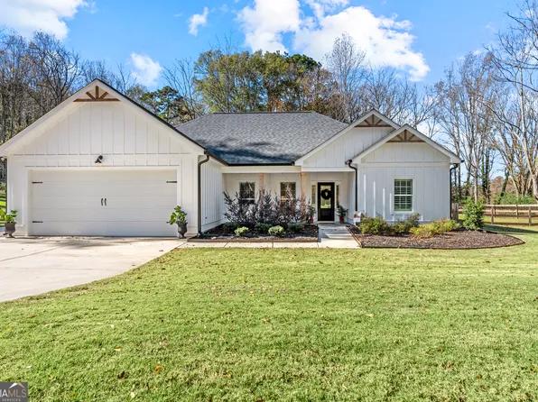 275 Peach Hill Dr, Jefferson, GA 30549