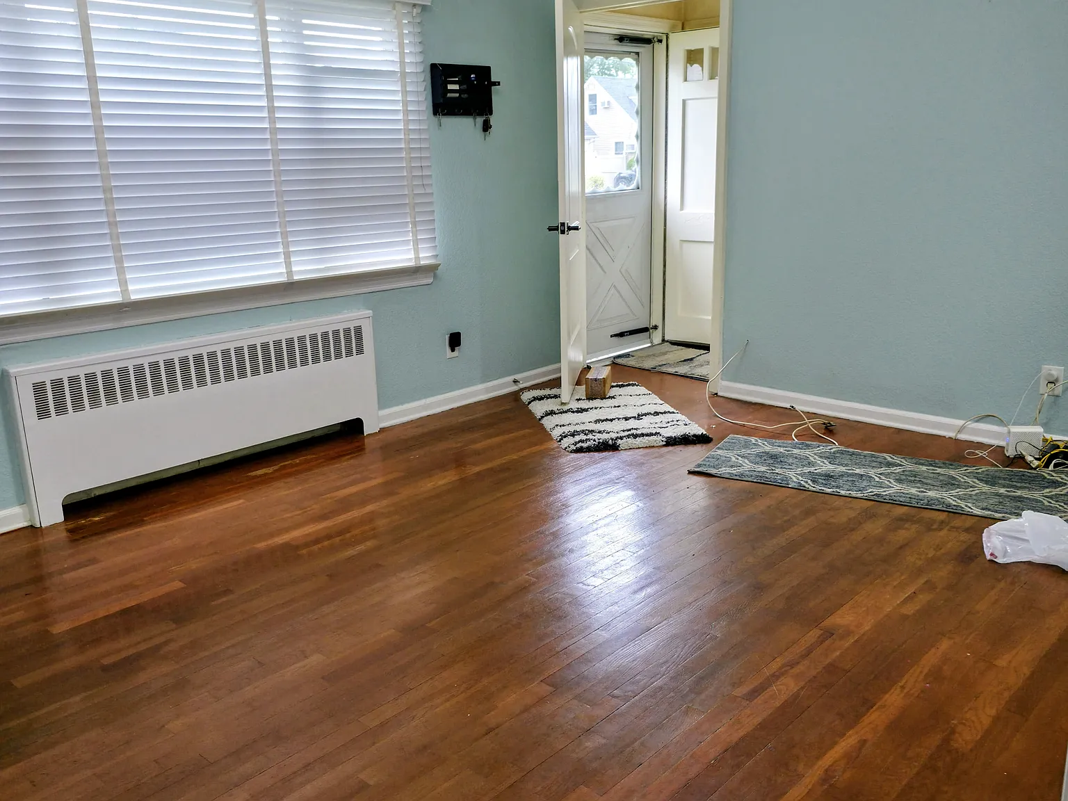 3 bed, 1134 sqft, $4,500 — Photo 2