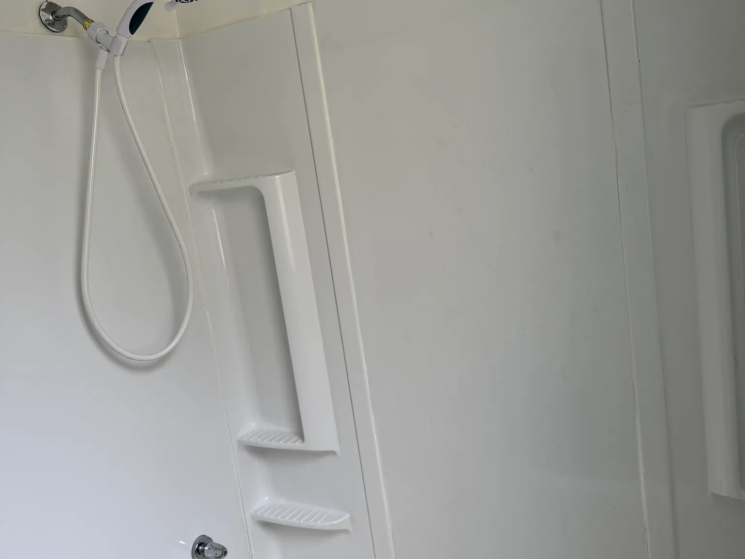 1 bed, 800 sqft, $1,100 — Photo 1