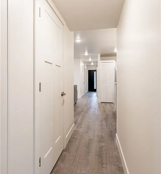 911 S Main St #201 — Photo 3