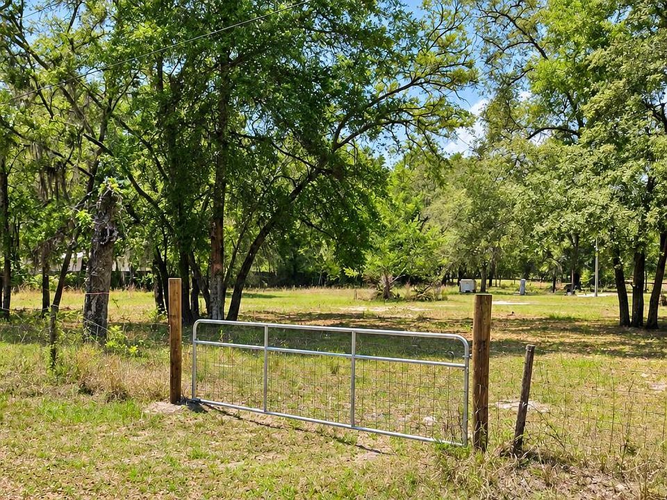 2nd image of 6399 SE 62nd Ct