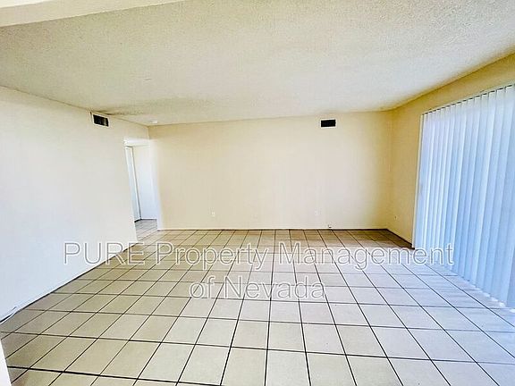 4th image of 1405 Vegas Valley Dr Building 89-10