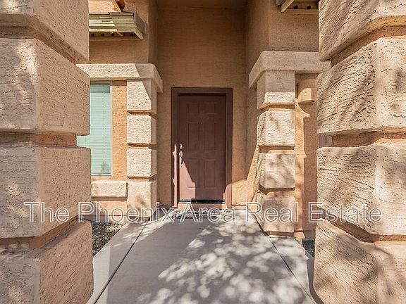 4th image of 44626 W Yucca Ln
