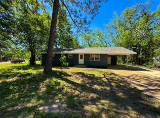 714 Clarksville Rd, Bogata, TX 75417