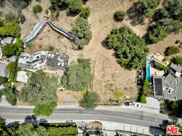 2526 Benedict Canyon Dr, Beverly Hills, CA 90210