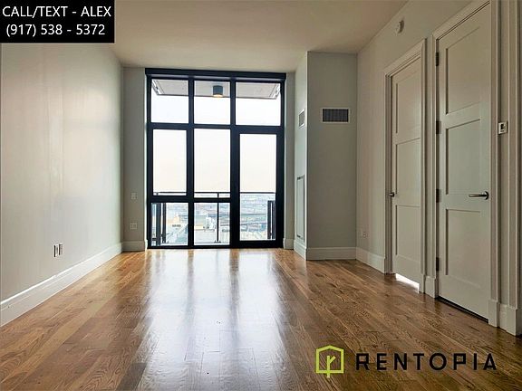 4th image of 4441 Purves St APT 1604