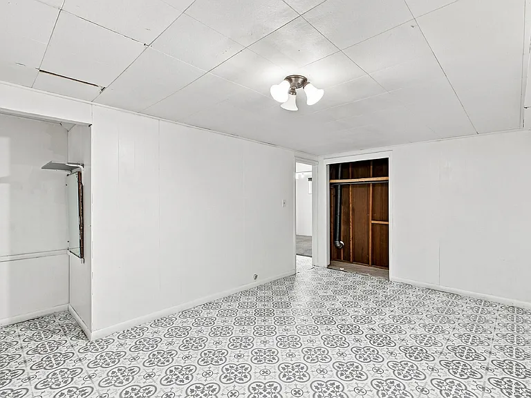 1811 S Irving St — Photo 20