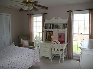 8709 Kenilworth Dr, Raleigh, NC 27613