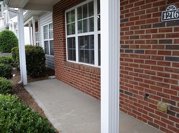 2nd image of 1216 Iron Gate Ct