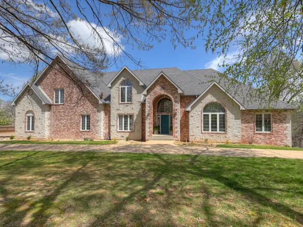 1001 Oakmont Drive, Joplin, MO 64804