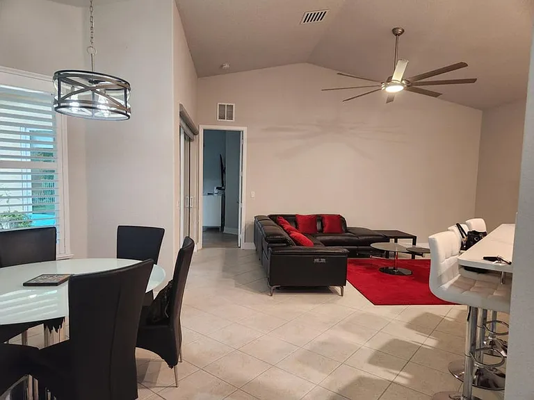 2564 Sandy Cay — Photo 7