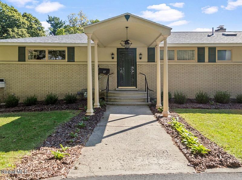 4th image of 87 Gorman Road