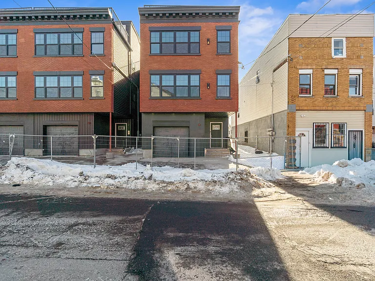 481 15th Ave #2 — Photo 34