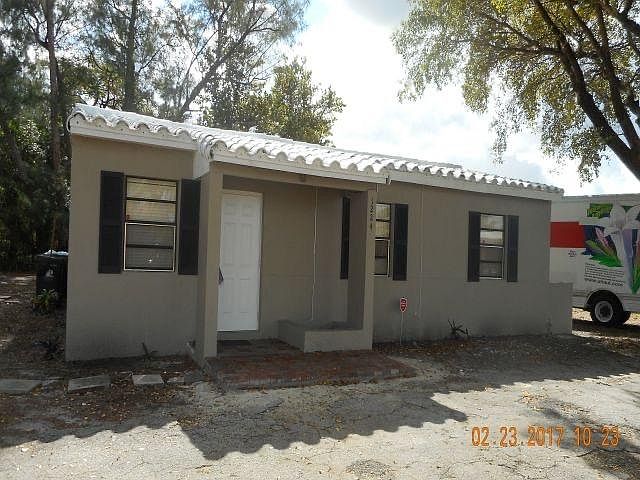 1st image of 1224 NW 18th Ct