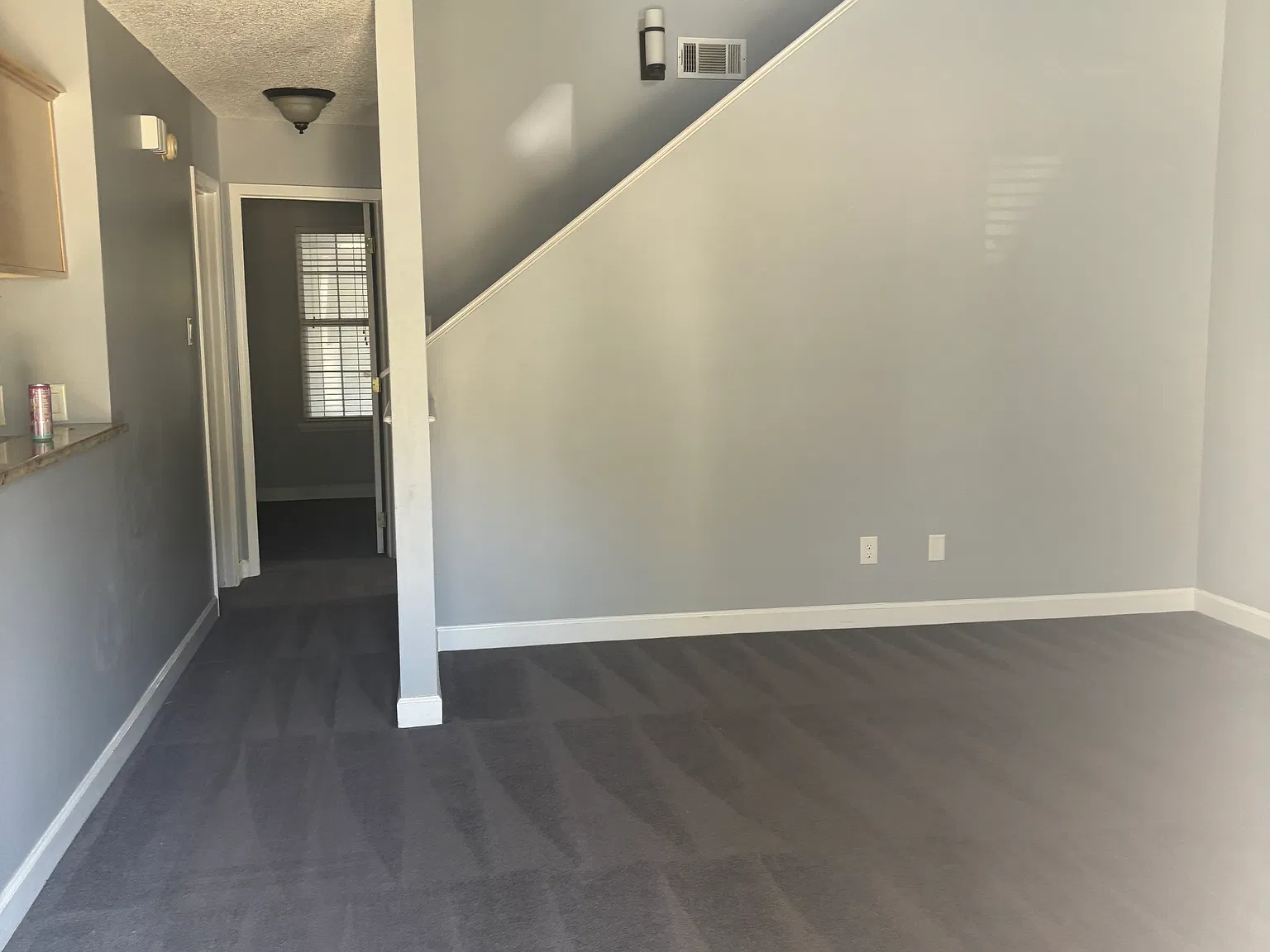 3 bed, 1552 sqft, $1,950 — Photo 3
