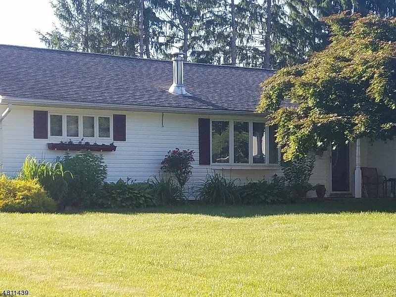 315 Hurley Dr photo 1