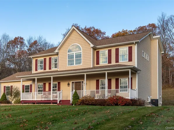 15 Max Way, Newburgh, NY 12550