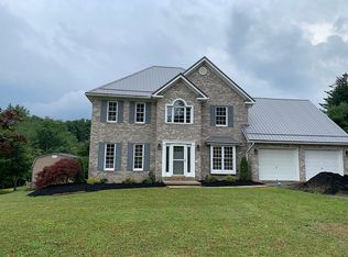 304 Keiper Ln, Johnstown, PA 15909