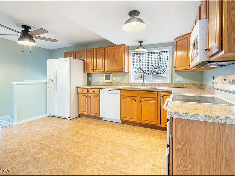 3696 Lynn Rd — Photo 19