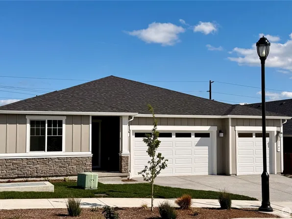2704 Bowthorpe Street SE, Lacey, WA 98513