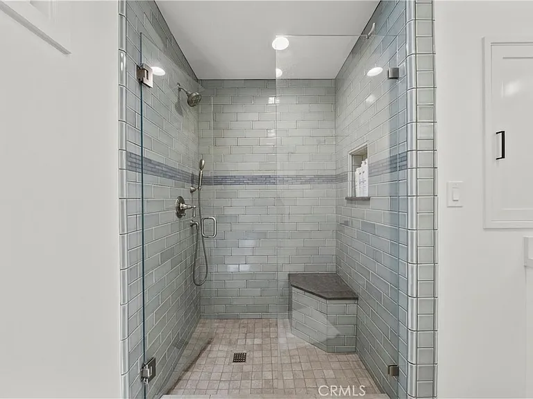 5823 Lubao Ave — Photo 19