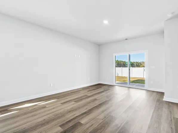 8205 Essence Dr, Longs, SC 29568