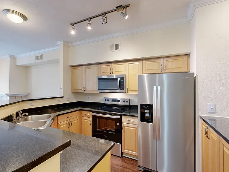 The Carriage Homes at Wyndham — Photo 49