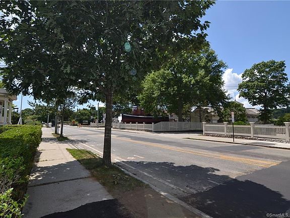 3rd image of 58 Greenmanville Ave