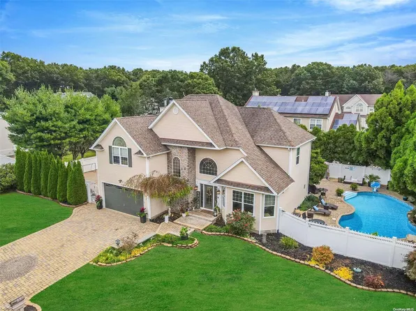 3 Martin Street, Port Jefferson Station, NY 11776