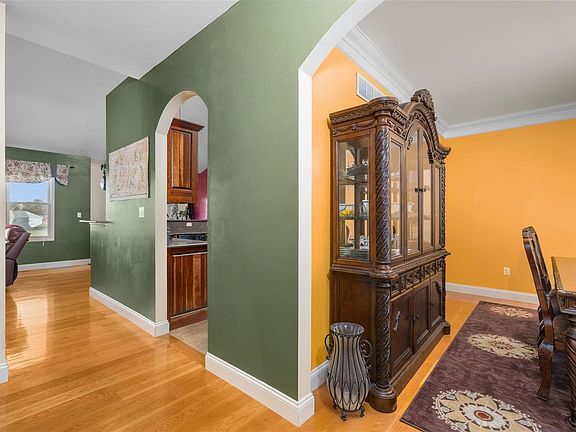 5th image of 341 Lake Labadie Dr