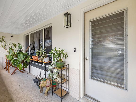 5th image of 1501 San Helen Dr