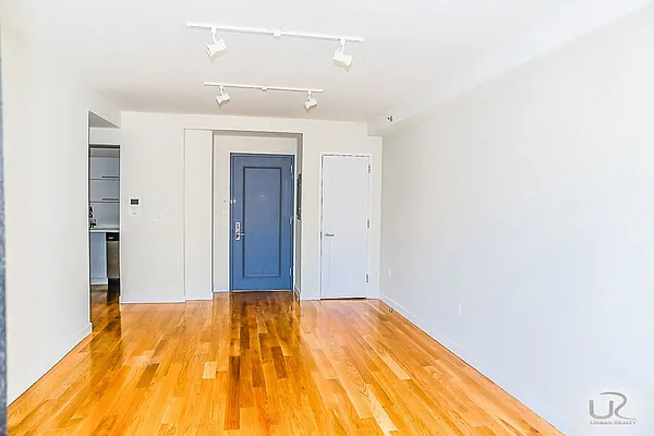 Rented by Town Residential | media 2