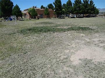 3rd image of 6030 Oleaster Drive