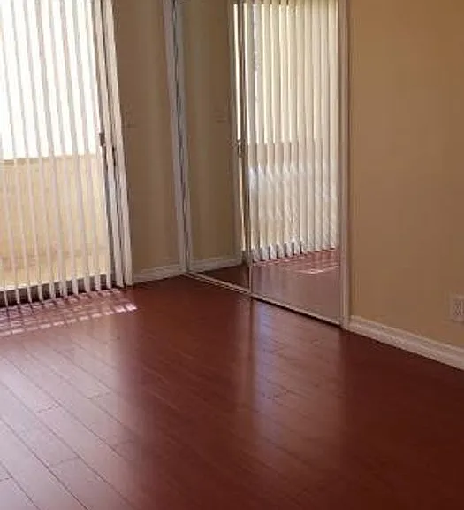 615 N Isabel St — Photo 12