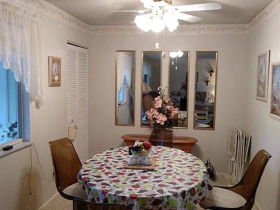 3rd image of 574B Midway Dr