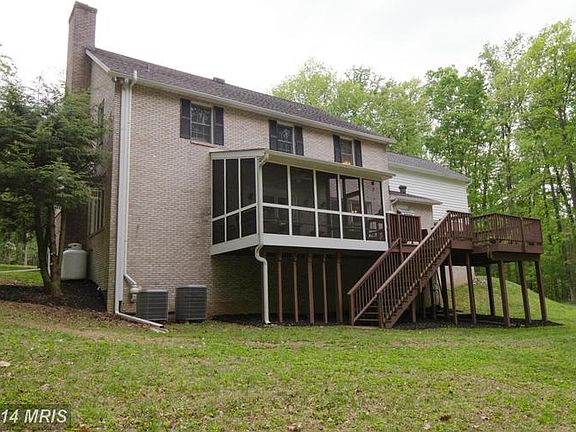 2nd image of 2104 Tufton Ridge Rd