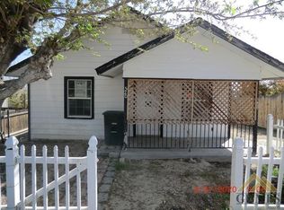 520 Lierly Ave, Taft, CA