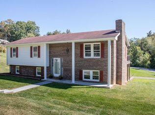 1123 Prater Ln, Marion, VA 24354
