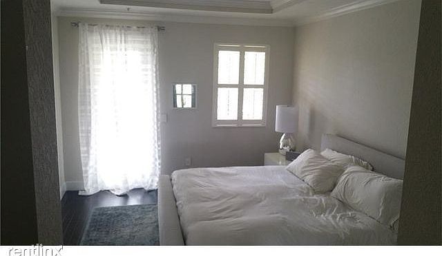 94d240528b95496e0b87541d2e890e8bl-m5xd-w640_h480_q80