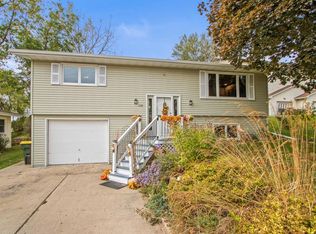 104 S Grove St, Barneveld, WI 53507