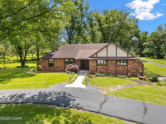 2nd image of 15096 E Quail Rd