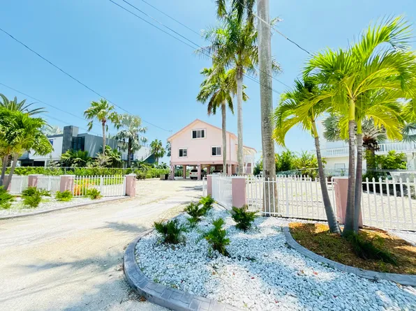 64 Mutiny Pl, Key Largo, FL 33037