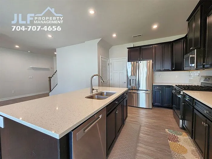 10412 Dalton Woods Ct — Photo 7