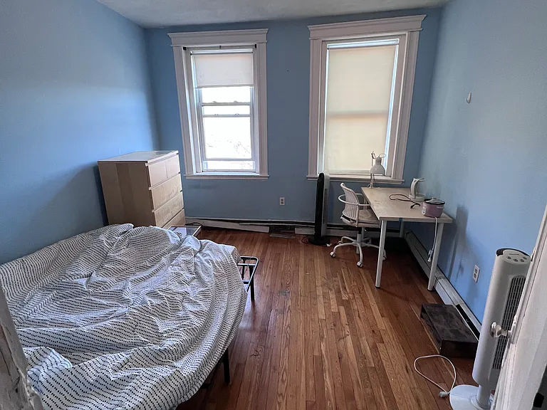 1677 Commonwealth Ave #10 — Photo 1